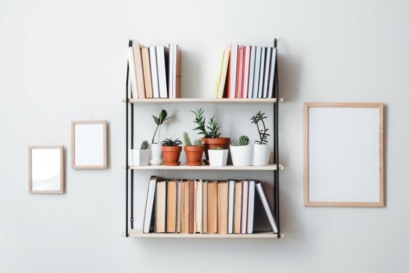 Wall shelving systems