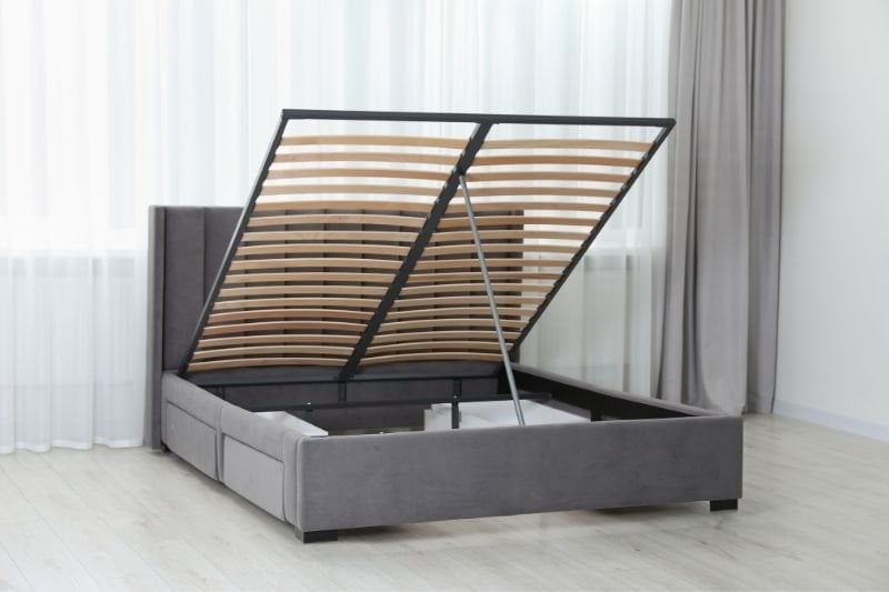 Box spring bed