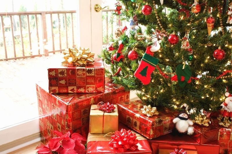 What to consider when choosing a New Year's gift