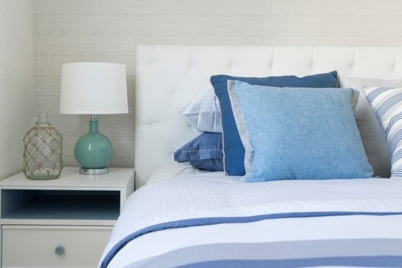 How to choose a goose feather pillow?