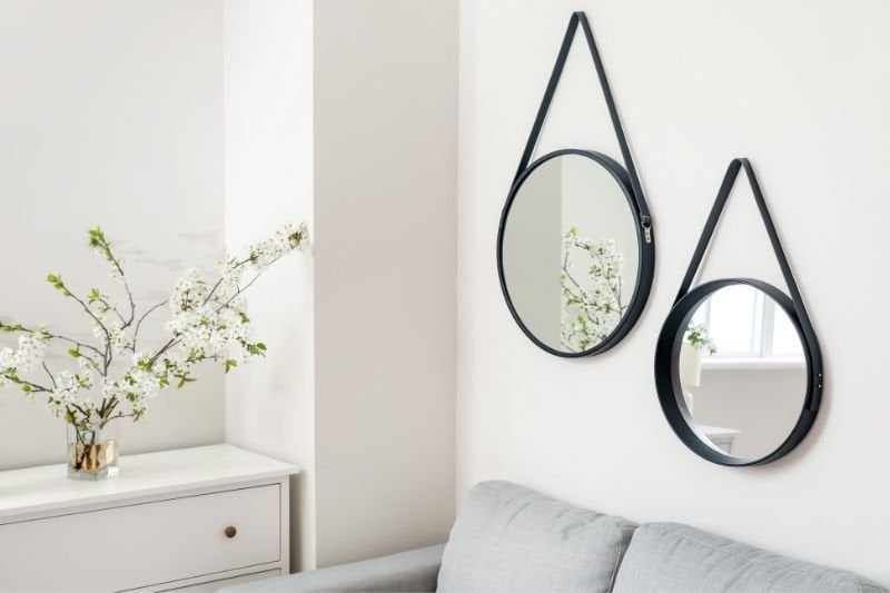 Decorative wall mirror