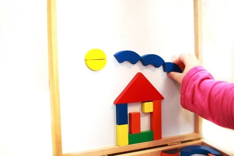 Magnetic wall in the children's room