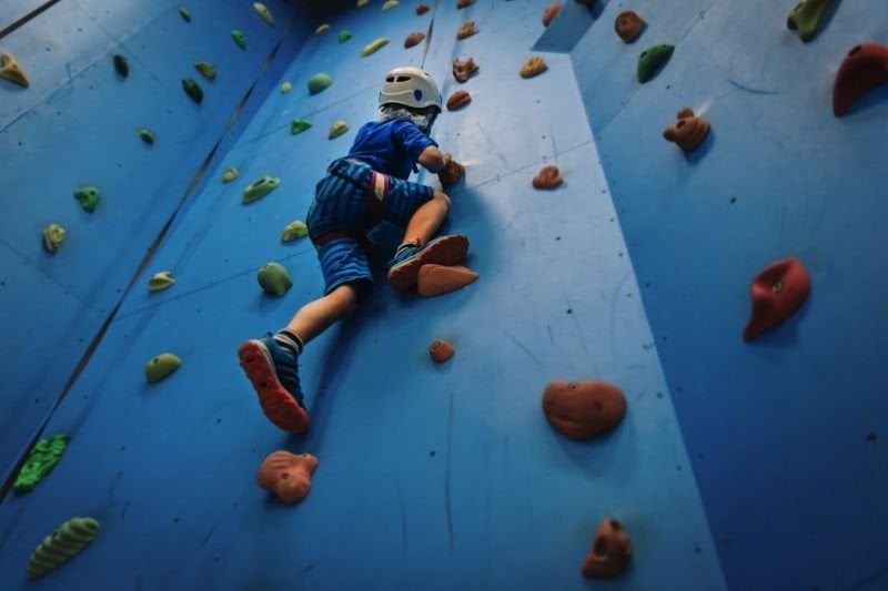 Climbing wall