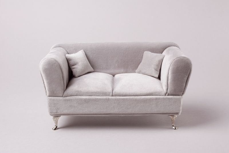 What dimensions should a loveseat have?